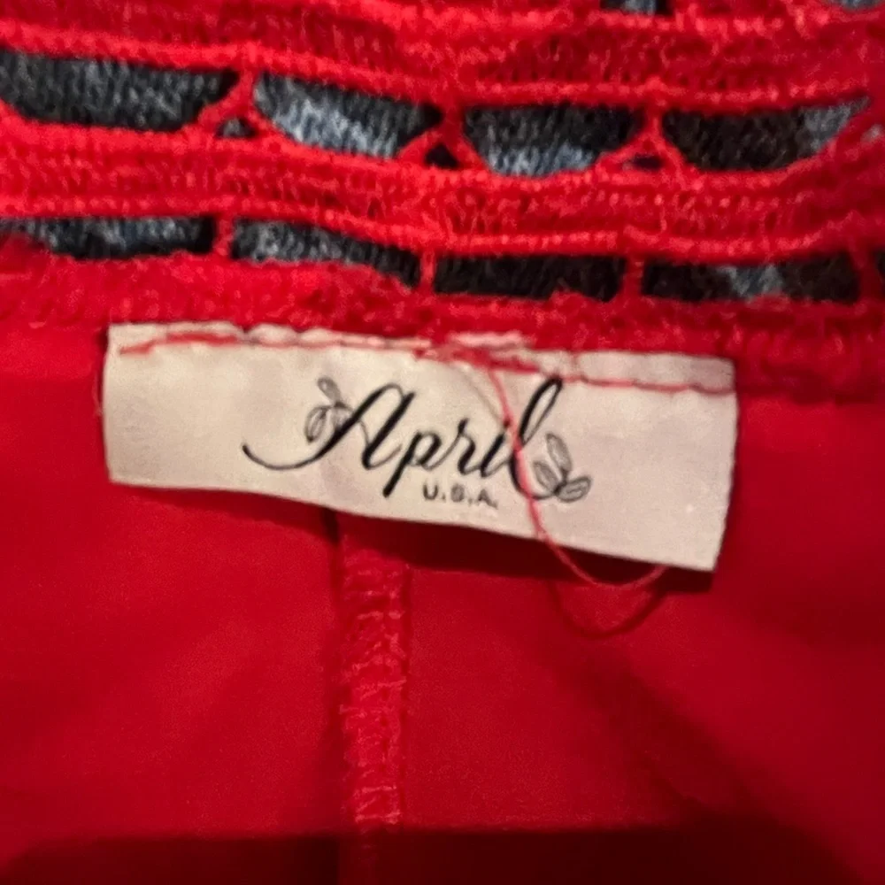 Red Ruffled Flutter Sleeve Blouse size Medium Red 2000s Y2K - Picture 8 of 8